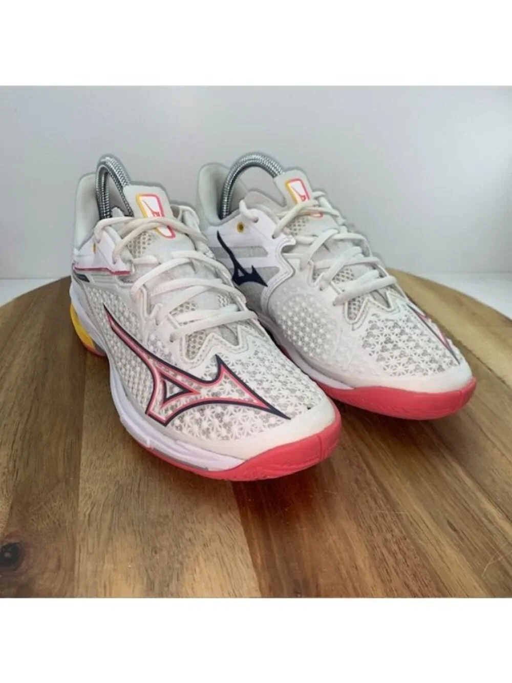 Mizuno Wave Exceed Tour-6 Sneaker Womens 7.5 White Pink Tennis Pickleball Shoe